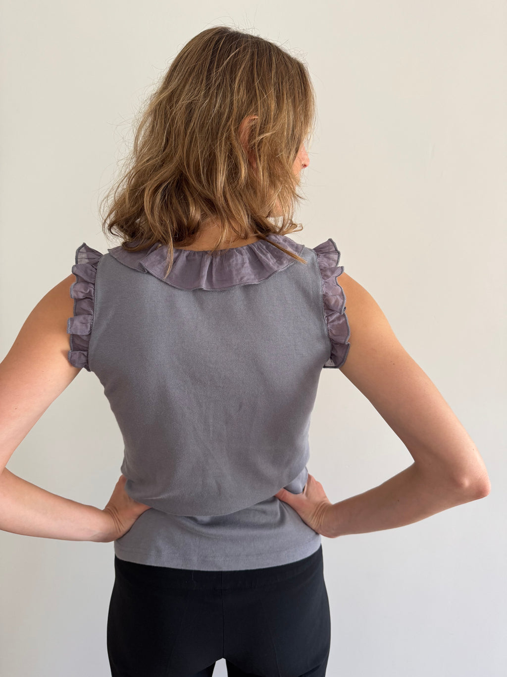 Cotton sleeveless ruffle top