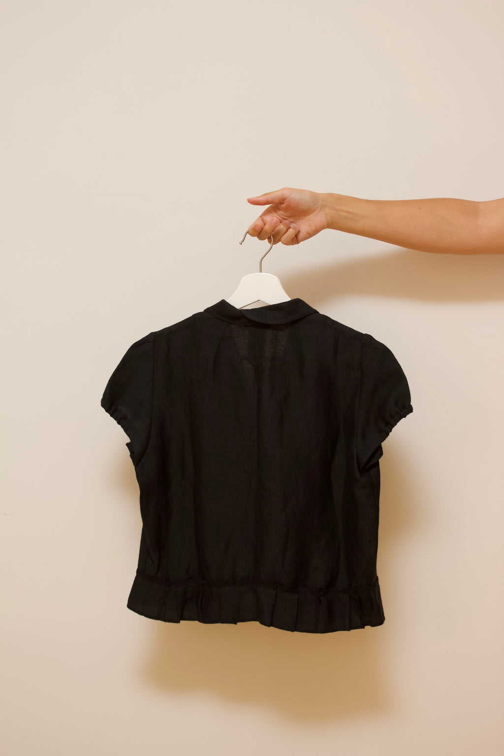 Short-sleeved jacket