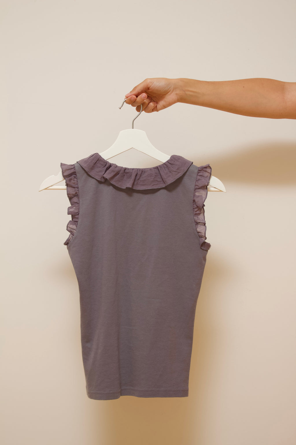 Cotton sleeveless ruffle top